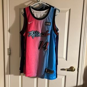 Tyler herro jersey